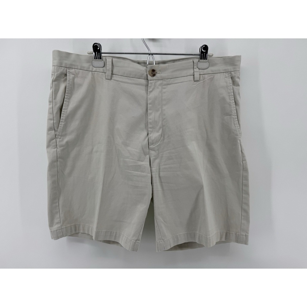Vineyard Vines Breaker Short Men's Khaki Chino Flat Front Shorts‎ Size 38